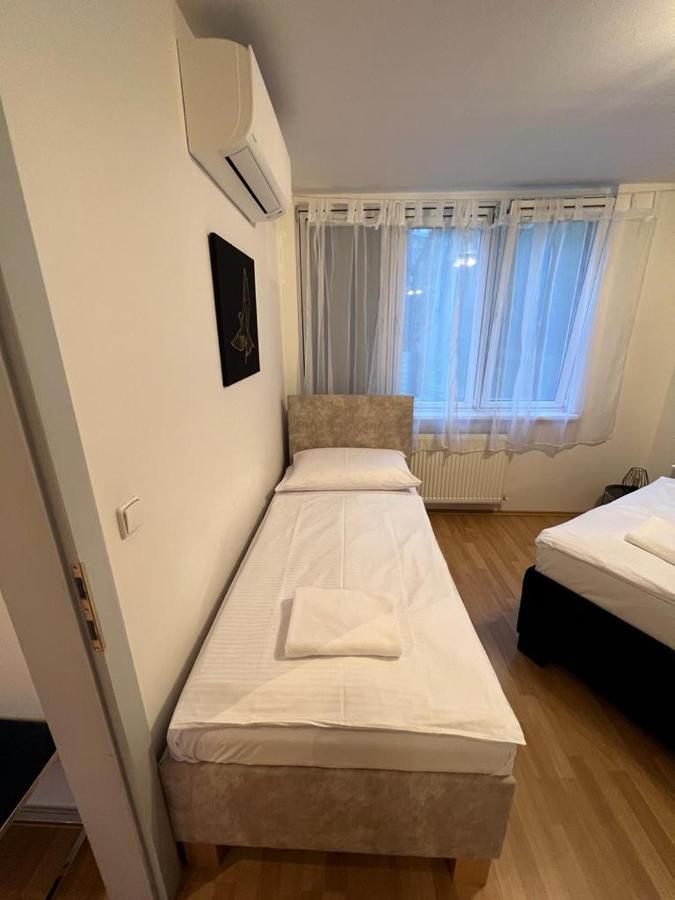 Iren Apartment Bratislava Bagian luar foto
